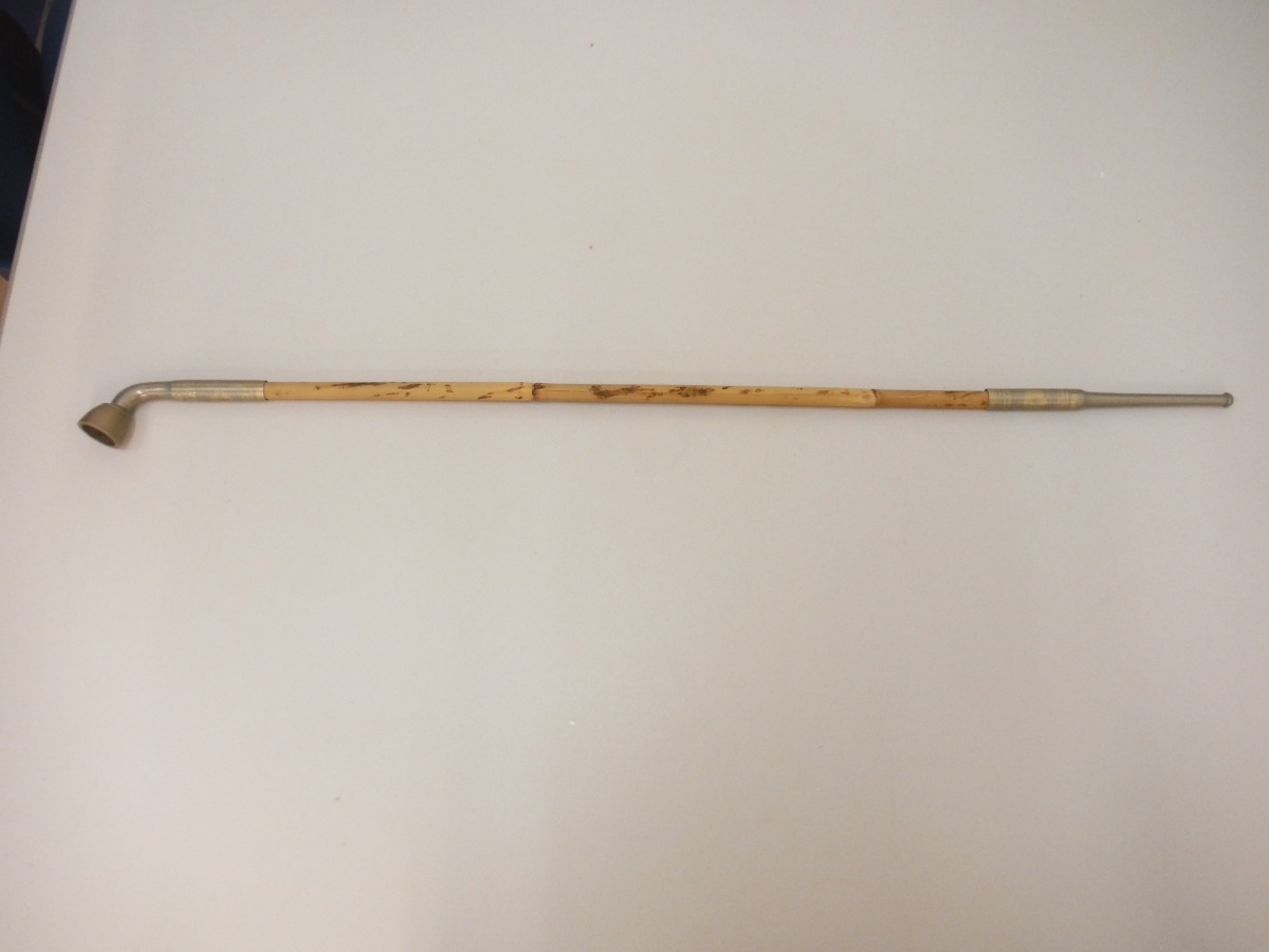 ○BEi　煙管　キセル　大　長さ60cm　美品　鳥取県 引取歓迎