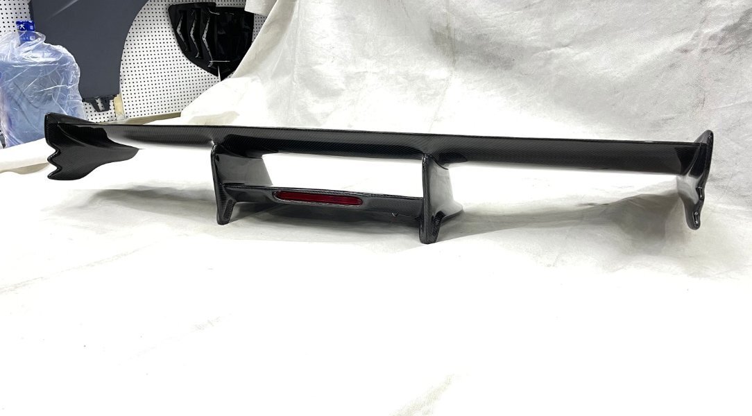 カーボン製 リア スポイラー for Nissan 日産 R35 GT-R GTR 2009-2021 用リアウイング トランクスポイラー エアロパーツ リアル カー
