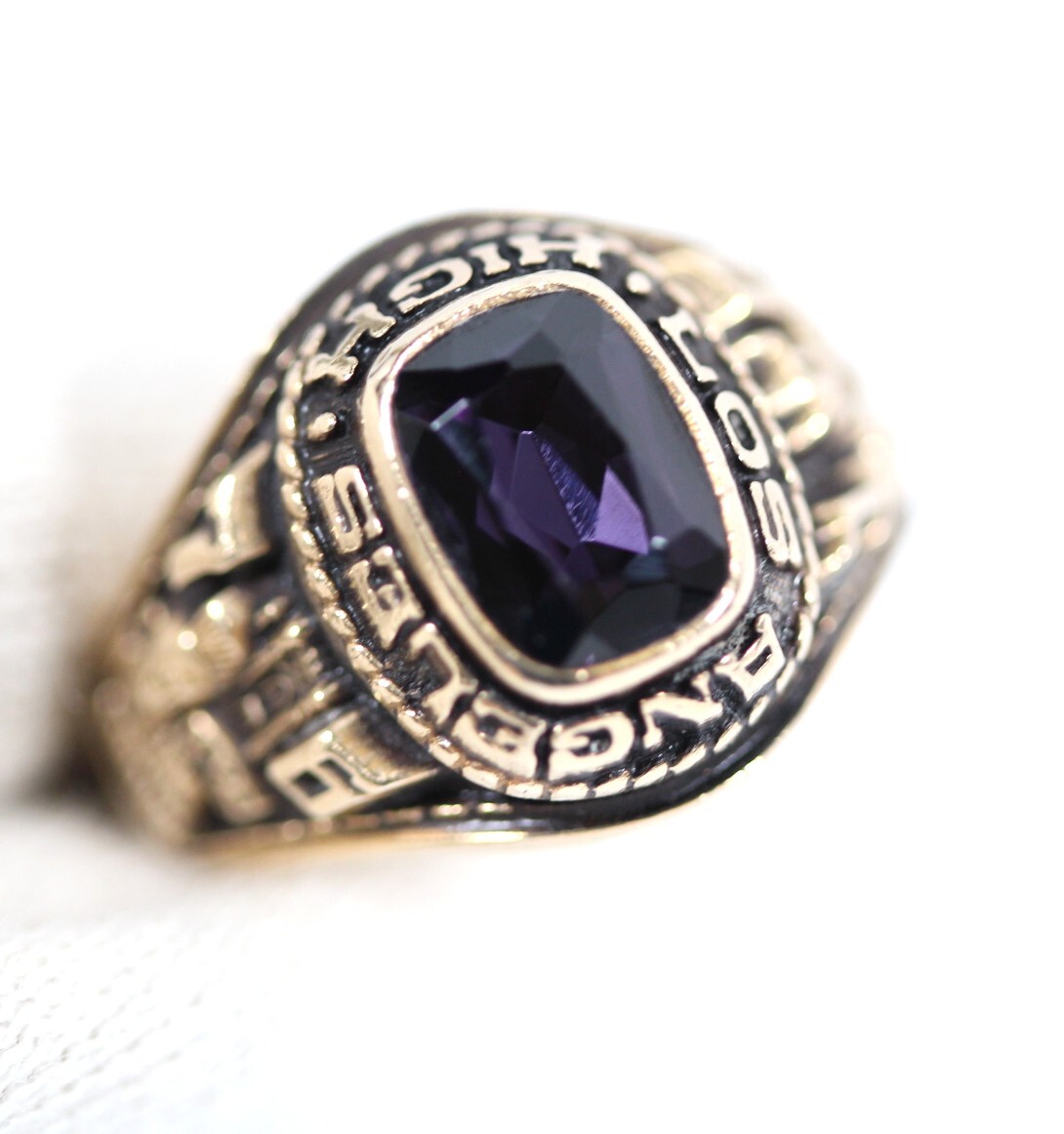 Y6959＃◆中古品◆JOSTEN’S ジャスティンズ社 10K リング「LOS ANGELES HIGH」1976 カレッジリング 約9号 ※ネームの刻印有