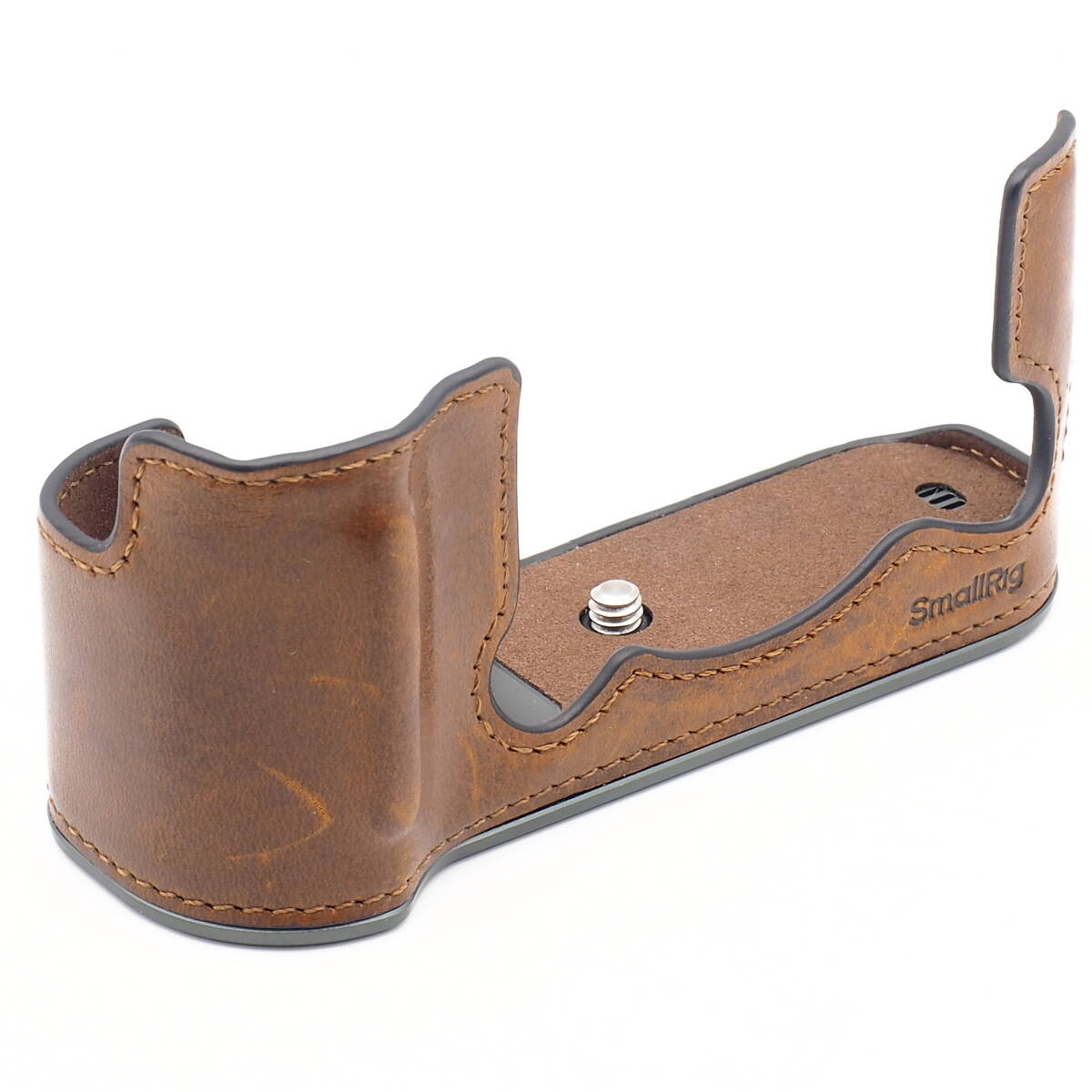 FUJFILM X-T50 専用 ハーフレザーケース SmallRig 4710 ブラウン ボトムカバーは堅牢アルミ材グレー仕上げ ボディ保護とグリップ性向上実現