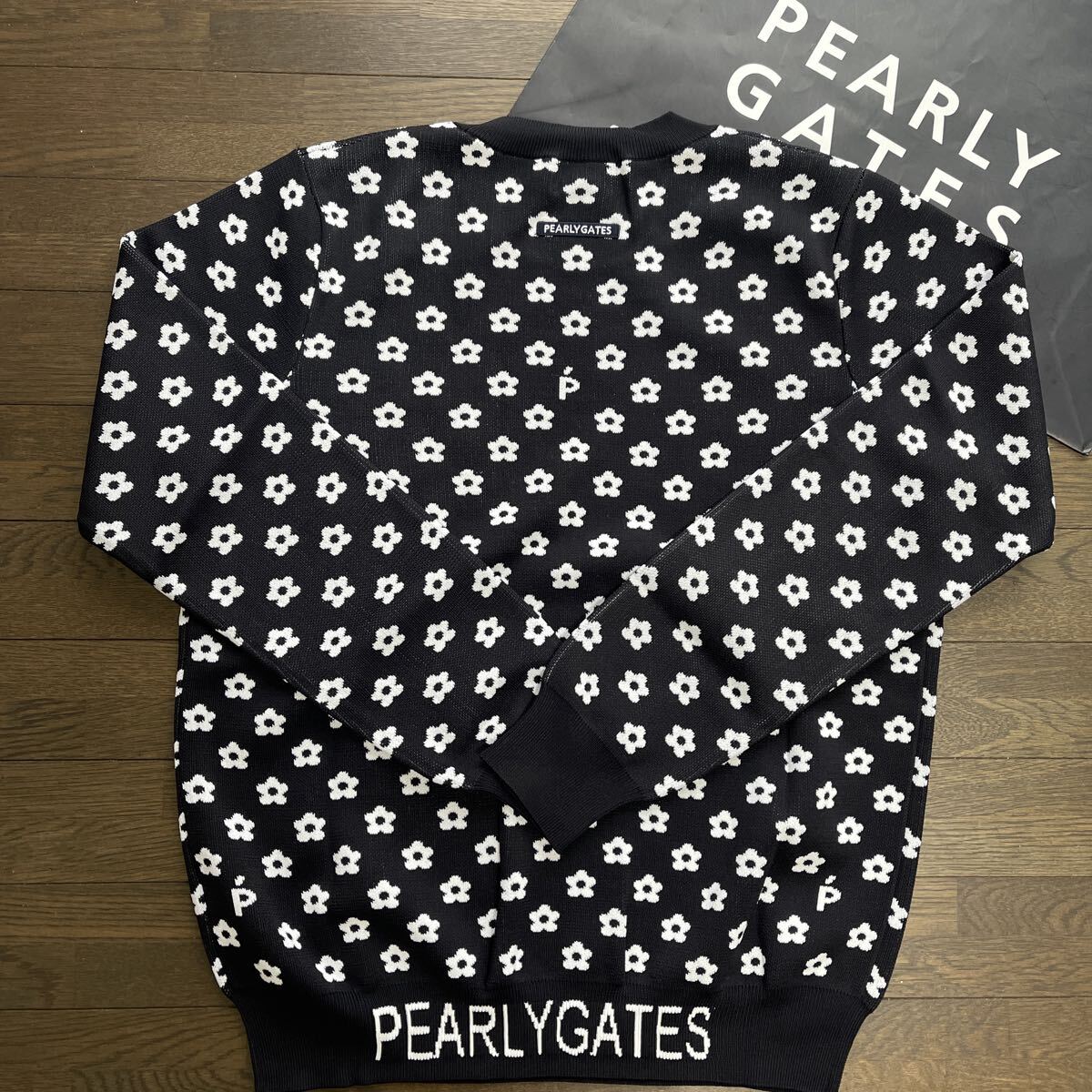 送料無料PEARLY GATESパーリーゲイツLADIES BIGロゴデイジーP編地柄ジャカードプルオーバーセーター軽量快適蒸れ軽減希少Navy(大特価2)新品