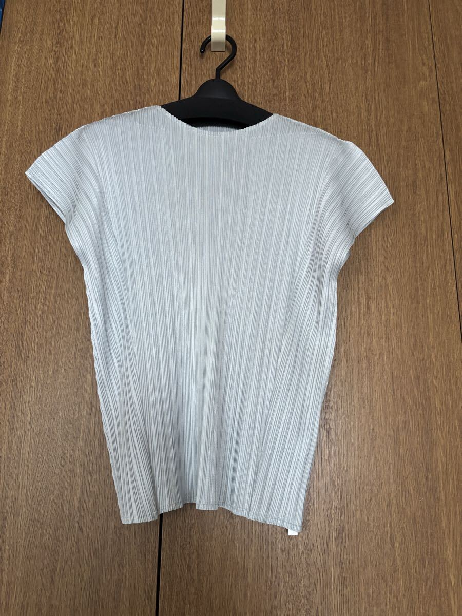 新品 PLEASE ブリーツカットソー