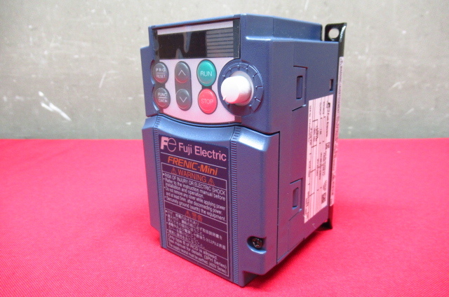 Fuji Electric 富士電機 FRENIC-Mini FRN0.1C2S-7J 低圧インバータ 現状品 管理7KH0924I-L1