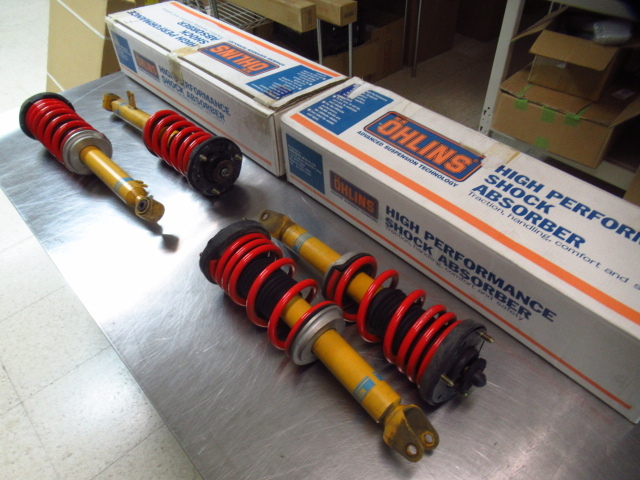 BILSTEIN ビルシュタイン ショックアブソーバー 2個口発送 管理F0923h-F10