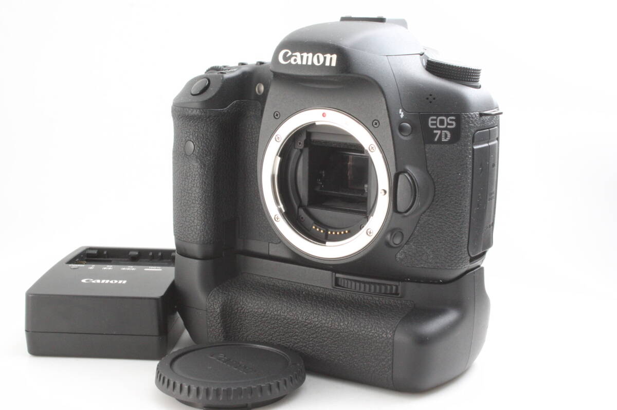 [AB] Canon EOS 7D ボディ★BATTERY GRIP BG-E7★10996