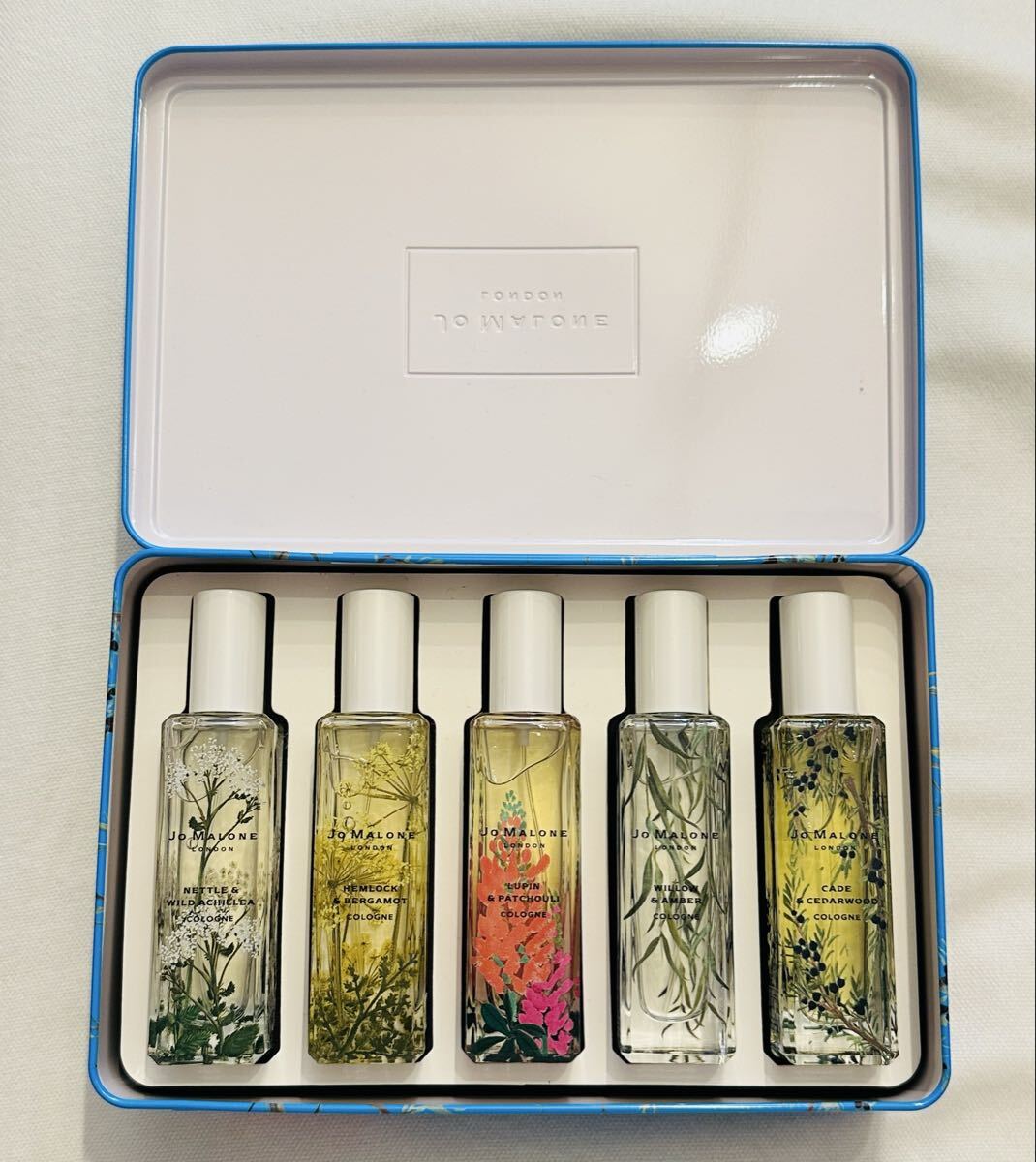 新品【JO MALONE】ジョーマローンワイルド フラワー & ウィーズ コレクション 全5種 コンプリート 非売品 スペシャル缶ケースセット レア