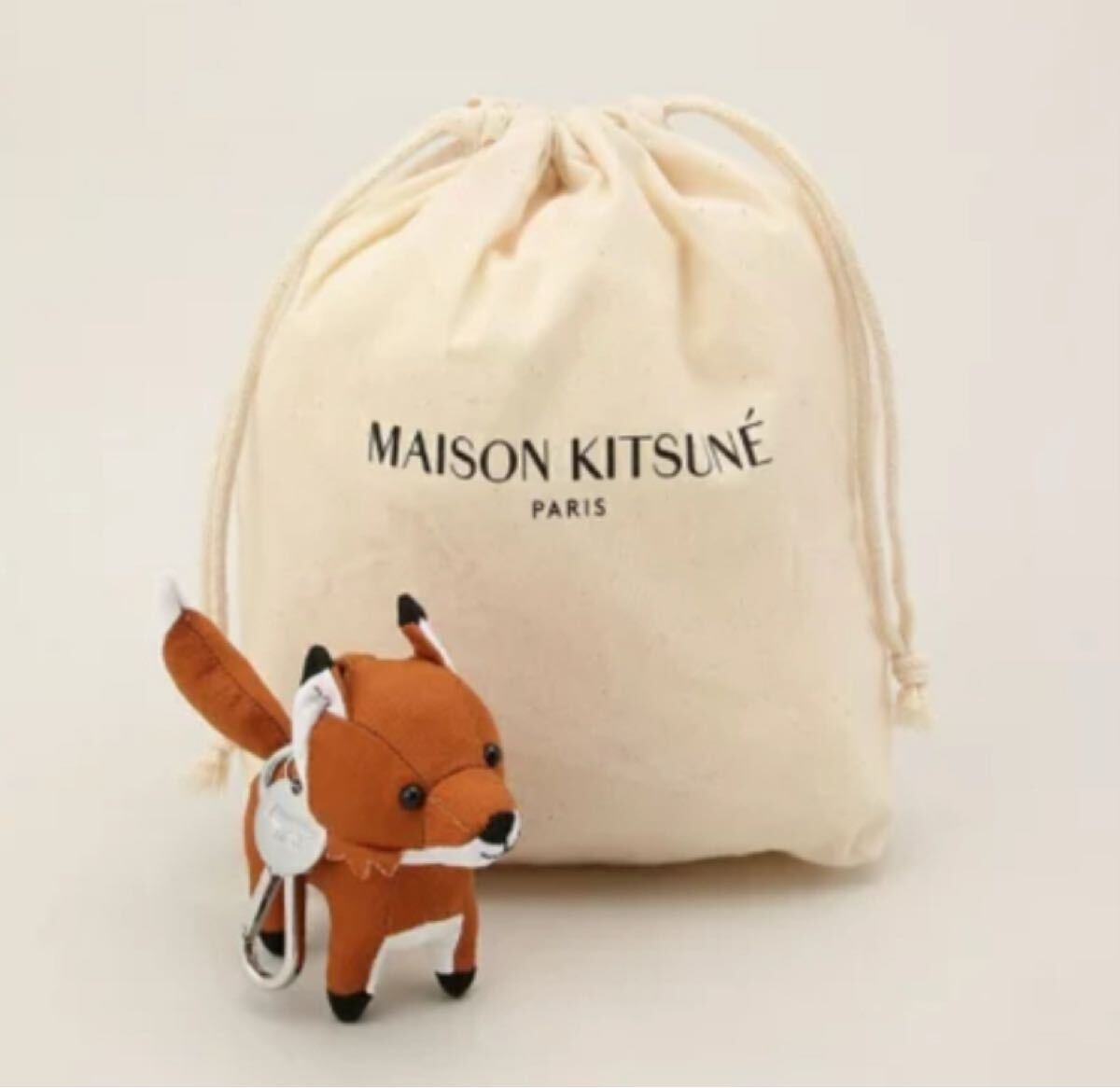 新品【メゾンキツネ】フォックス バッグチャーム キツネ　キーホルダー マスコット 人形 ユニセックス MAISON KITSUNE チャーム パリ 韓国