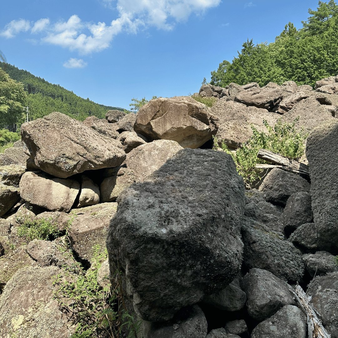 【業者様歓迎】安山岩 庭石 景石 大量 引取限定 奈良県御杖村