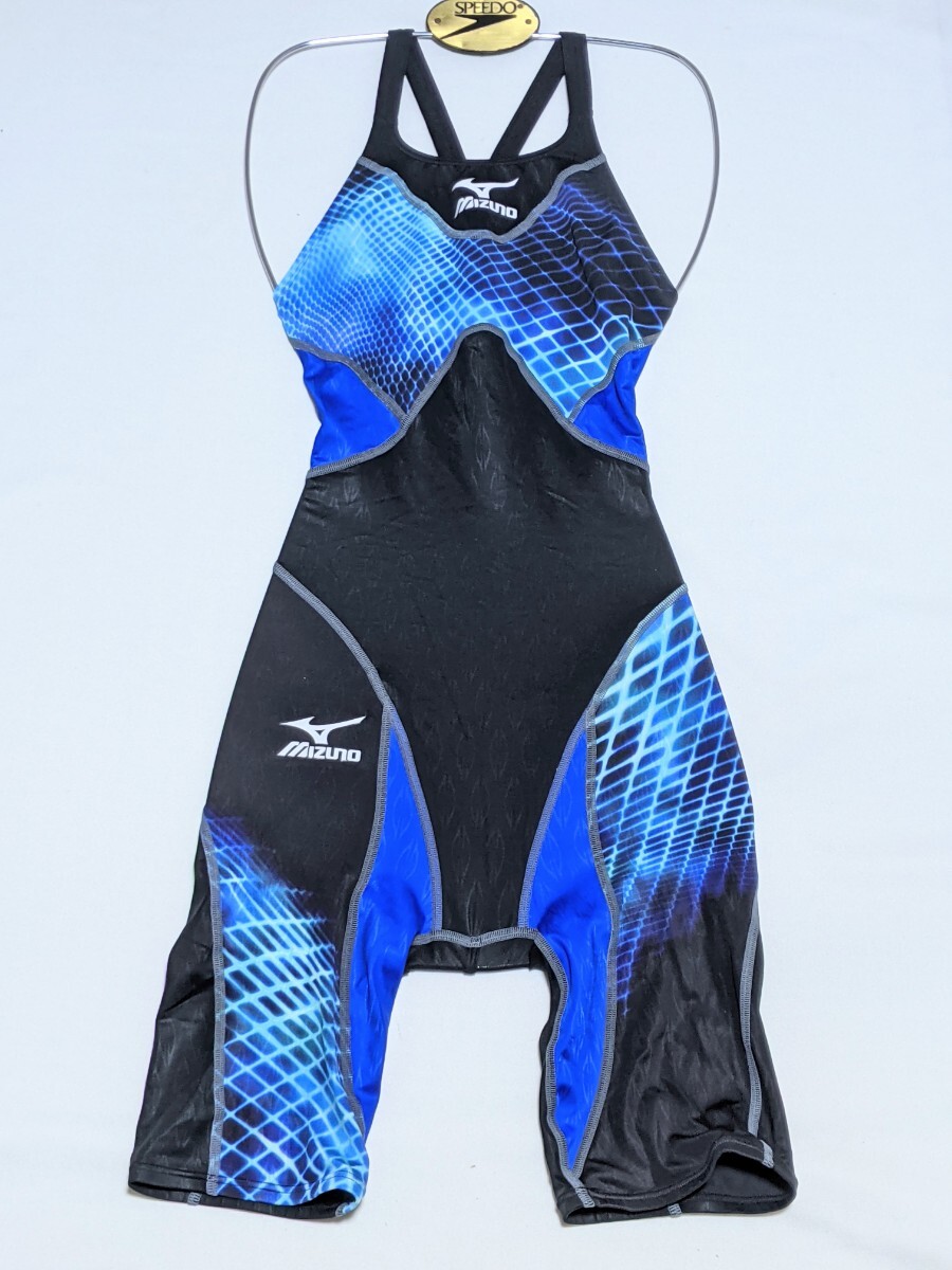 送料無料★新品★ミズノ mizuno 85OI-76414 旧ロゴ 競泳水着 マイティライン アクセルスーツ ハーフスーツ Lサイズ