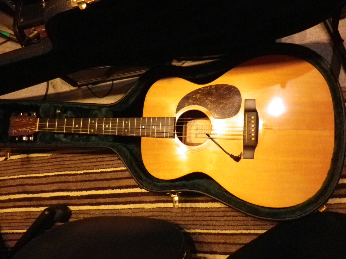 マーチン （Martin) 00016GT 中古品（現状品）トップ割れあり（補修済み）