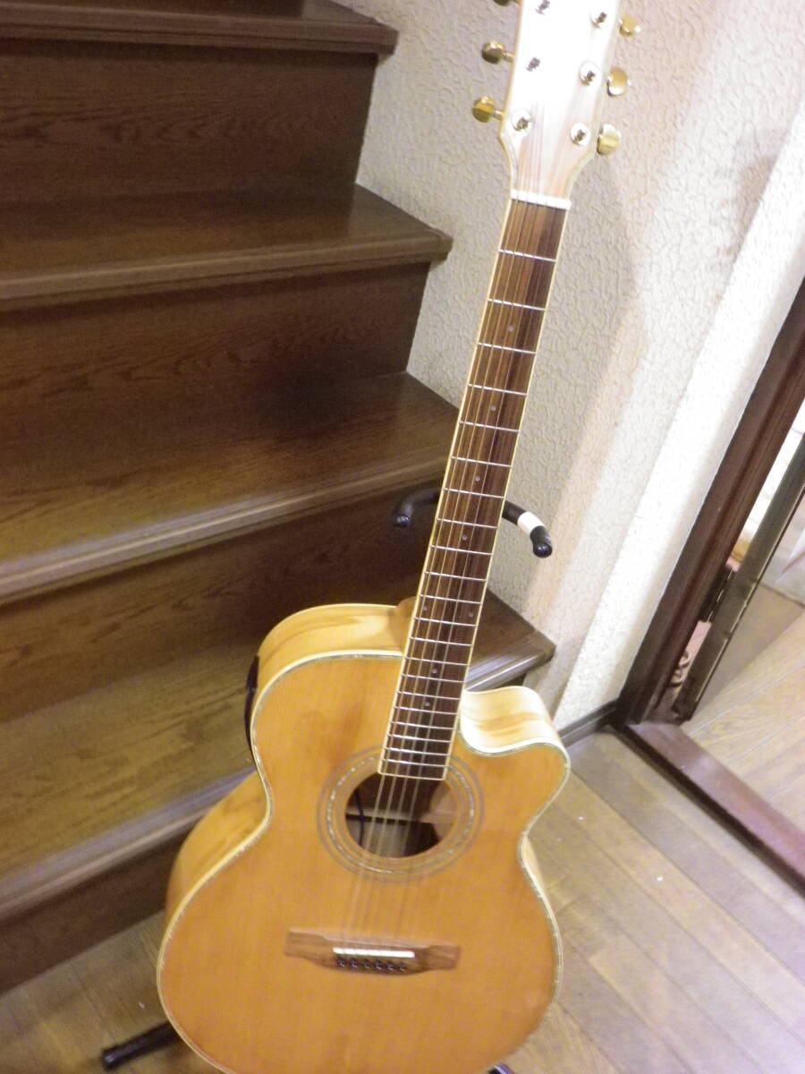 N.tab エレアコギター トップ単板　中古　極美品　エレアコはマイクとピエゾの2系統