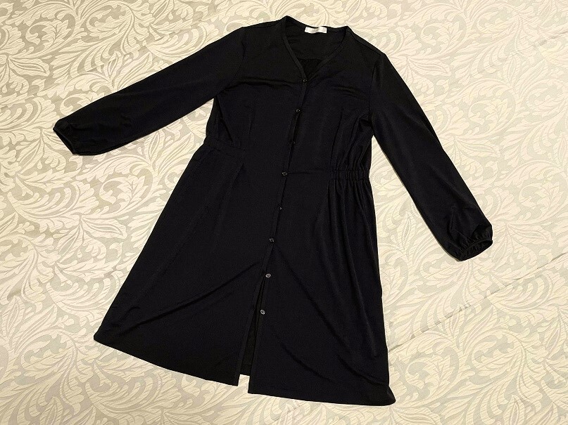 即落●美品【 DoCLASSE ドゥクラッセ 】UVスラブ チュニック カーディガン 黒 ブラック カーディガン ロングカーディガン M