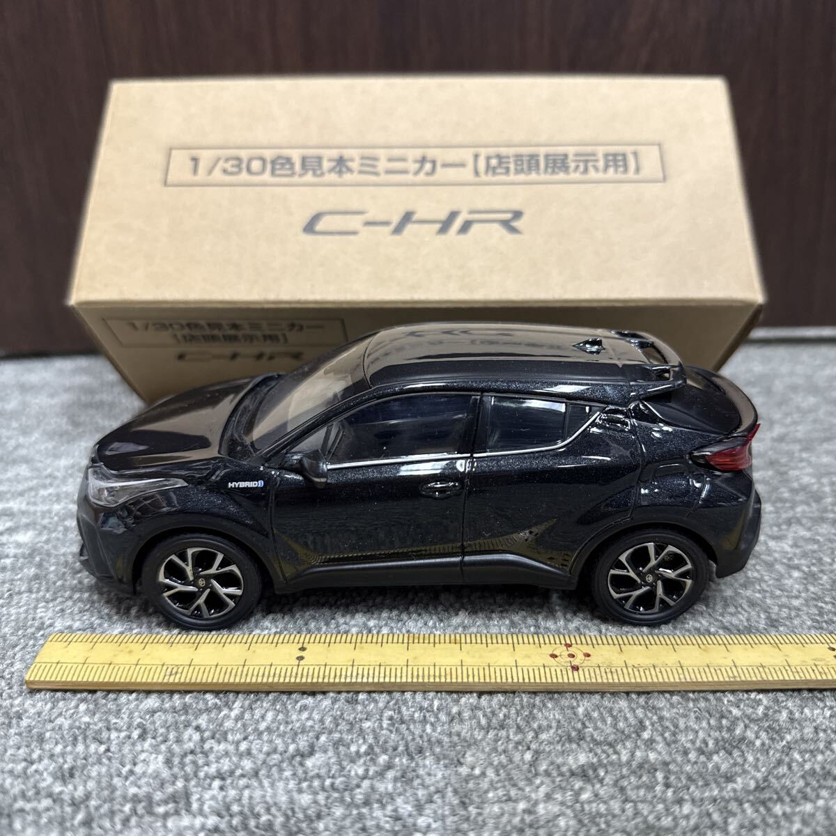 ミニカー　TOYOTA トヨタ　C-HR ブラックマイカ　非売品　店頭展示用　美品