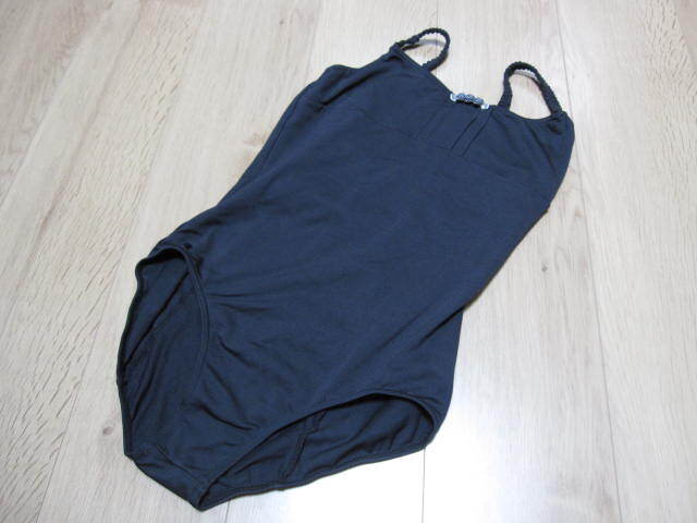 【即決価格 送料込み】チャコット(Chacott) en croix(アンクロワ) バレエ バックリボンキャミソールレオタード ブラック Ｍ 美品