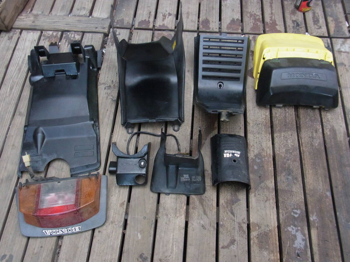 ★ロードフォックス★HONDA 純正 センター/カバー/キー/アッパー/フレーム/インナー/カウル 良品　多分フルセット　八王子発★