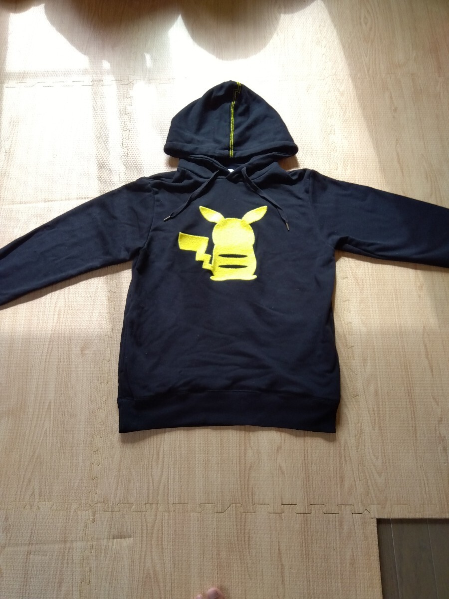 グラニフ パーカー L ポケモン ピカチュウ 禁煙 ペット無し 使用頻度低