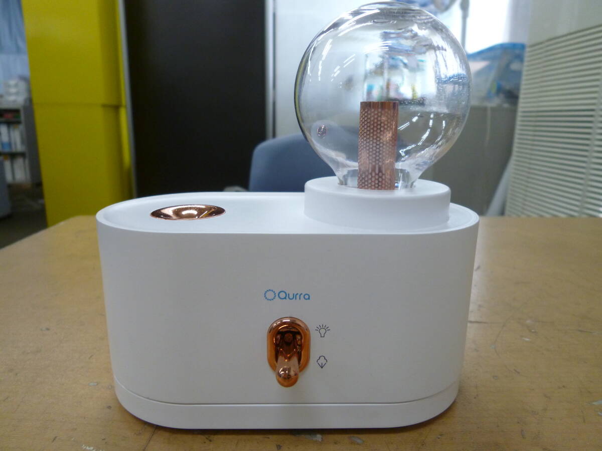 中古ジャンク Qurra 充電式加湿器＆ランプ 3R-TMH04 [Z-139] 送料無料(北海道・沖縄・離島・佐川急便中継料金がかかる地域は除く)