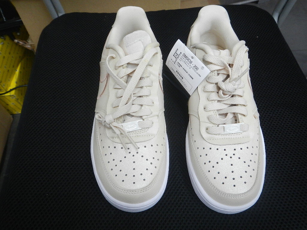 ▼売切り▼未使用▼NIKE ナイキ 24.5cm ウィメンズ コート ビジョン ロー COURT VISION LOW PRM DM0838 カラー 200▼