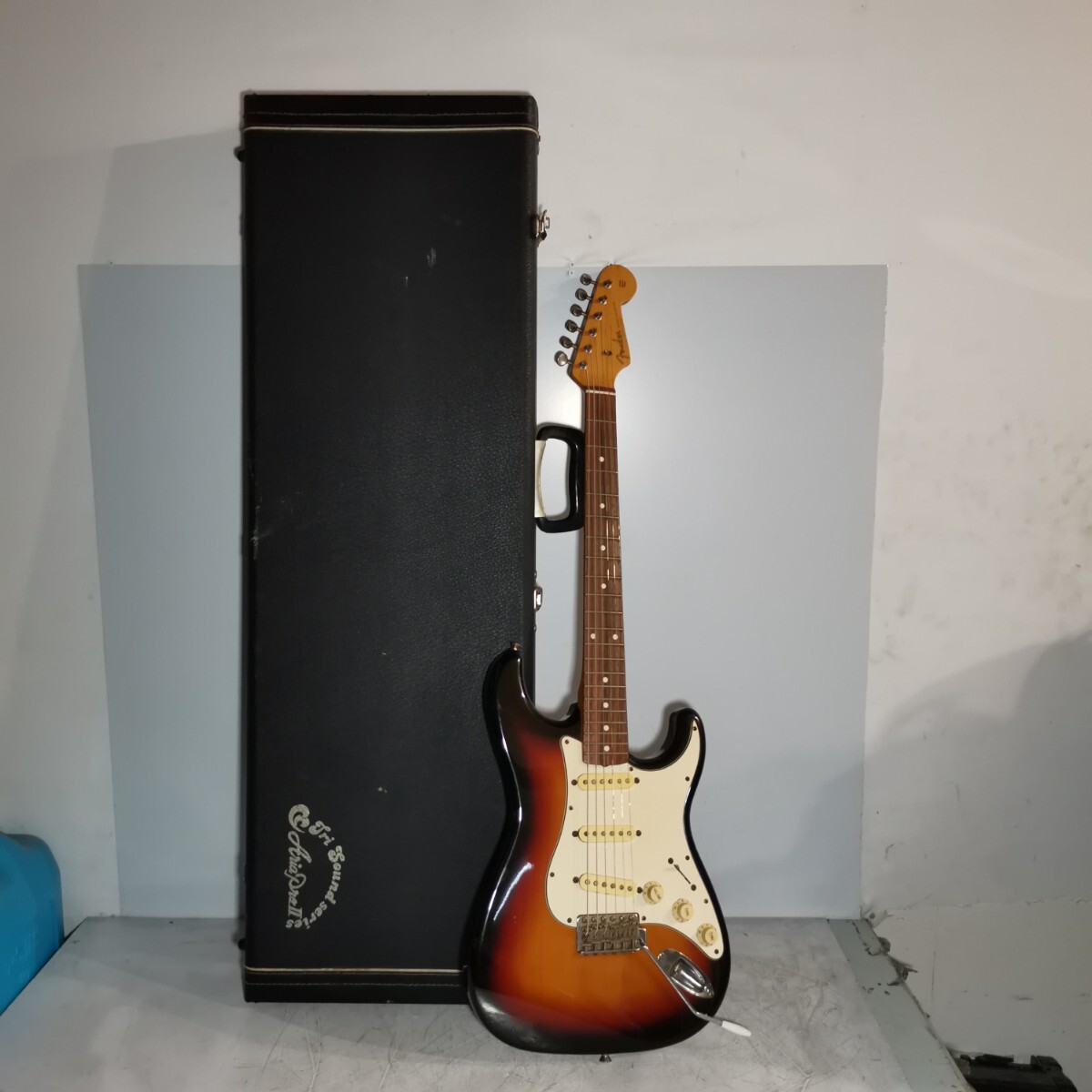 Fender Japan Stratocaster エレキギター ケース付き ジャンク035