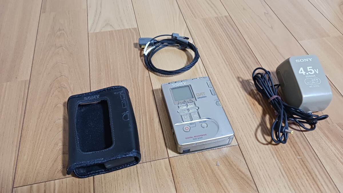 SONY TCD-D100 DAT WALKMAN PORTABLE RECORDER ソニー DAT ウォークマン ポータブル カセットレコーダー ③