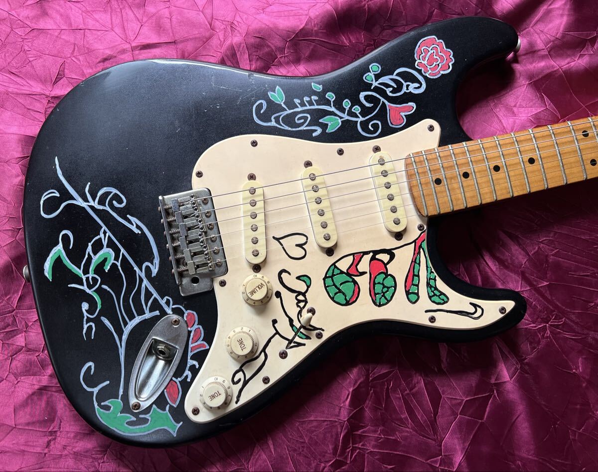 ジミヘンドリックス　JIMI HENDRIX Stratocaster エレキギター ストラトキャスター　モントリーポットフェス風　ビンテージギターケース付