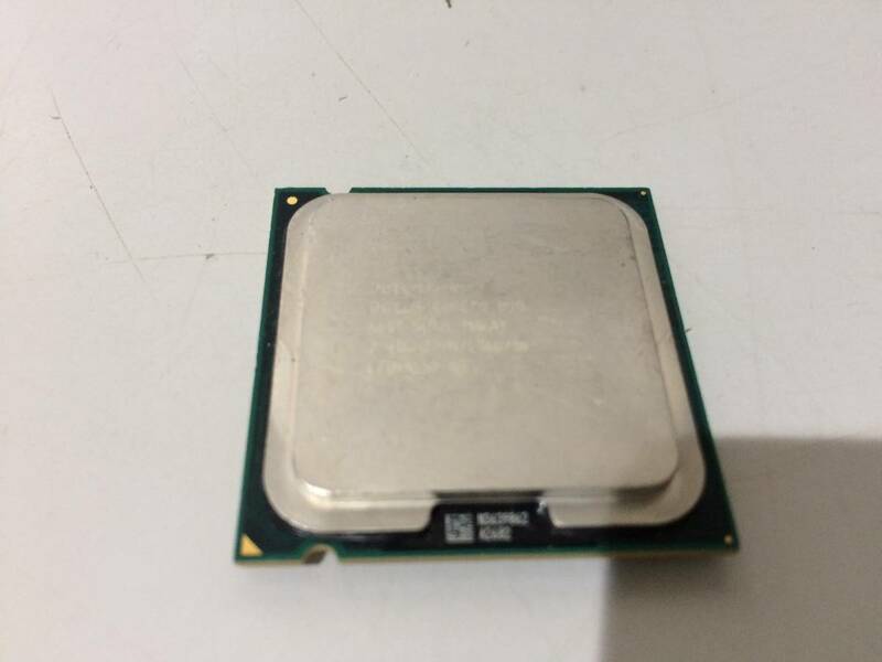 中古品 intel Core 2 Duo 6600 2.4GHz L2:4MB FSB:1066MHz 現状品①