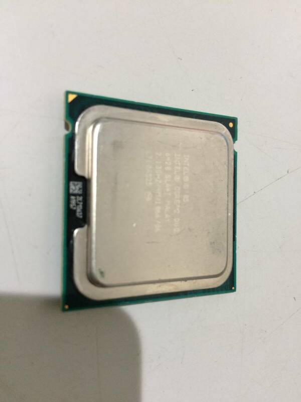 中古品 intel Core 2 Duo 6420 2.13GHz L2:4MB FSB:1066MHz 現状品