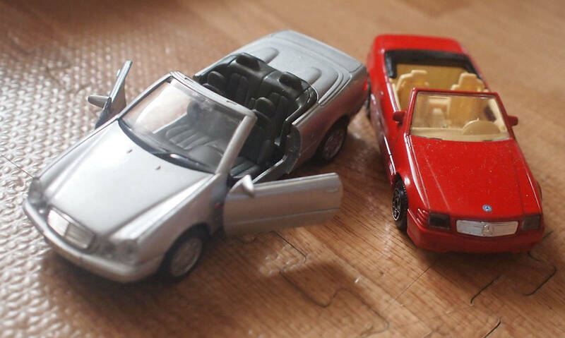 BBURAGO メルセデスベンツ300SL　レッド&CLX オープン　ミニカー