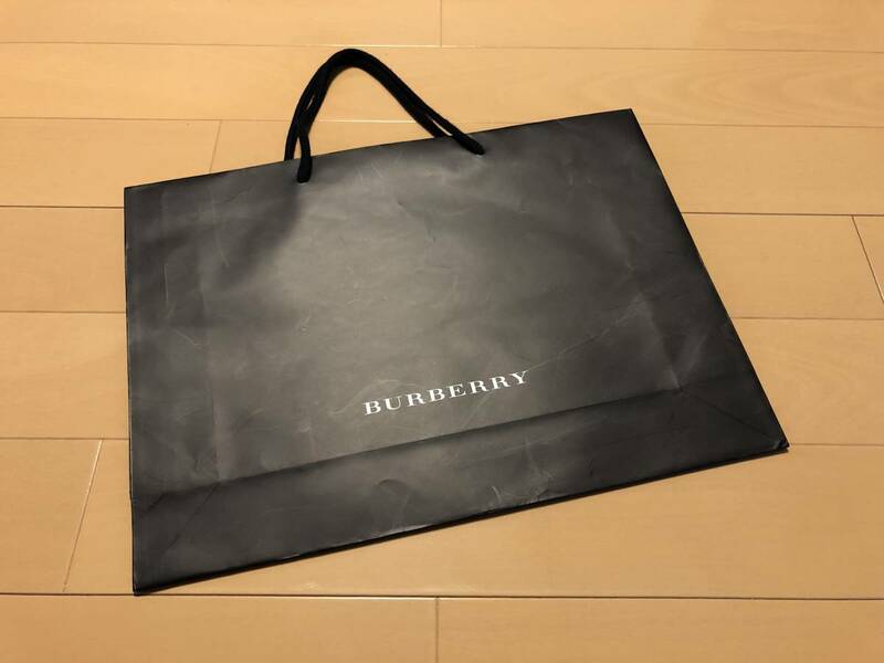●○ BURBERRY バーバリー 紙袋 ショップ袋 ショッパー 中サイズ ⑥ ○●