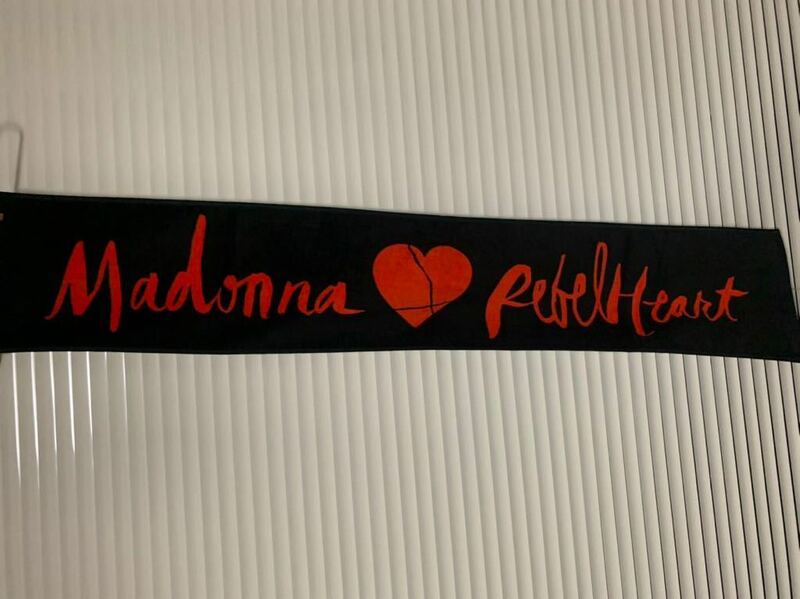 マドンナ グッズ マフラー タオル レベルハート ツアー さいたまスーパーアリーナ Madonna Rebel Heart tour 来日 新品 未使用 送料 無料