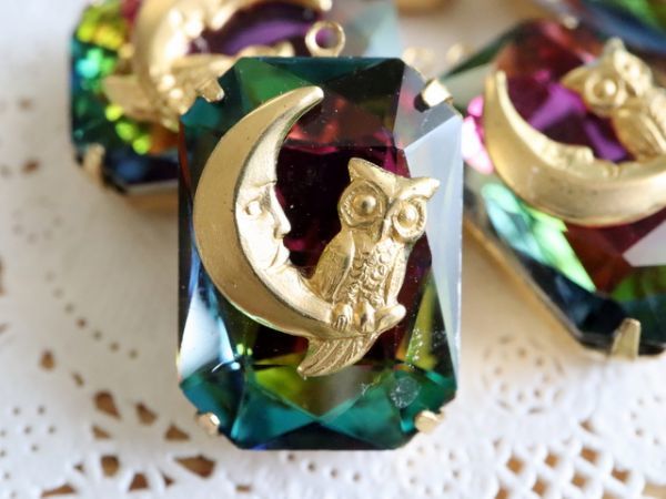 ☆レア☆ ヴィンテージ フクロウ 月 ムーン ヴィトレイル グリーン クリスタル ガラス ストーン コレクション アクセサリー パーツ 1個