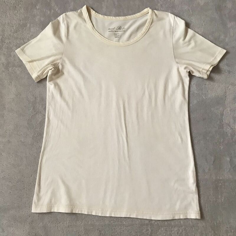 ★nest Robe(ネストローブ）日本製★オーガニックコットン１００％　Tシャツ　キナリ色