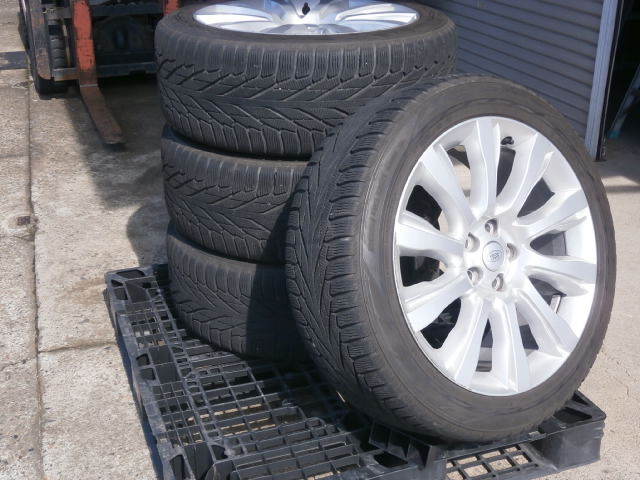  ランドローバー 265/45R21 NOKIAN HAKKAPELIITTA 純正 9.5J ホイール付きスタッドレス4本セット中古