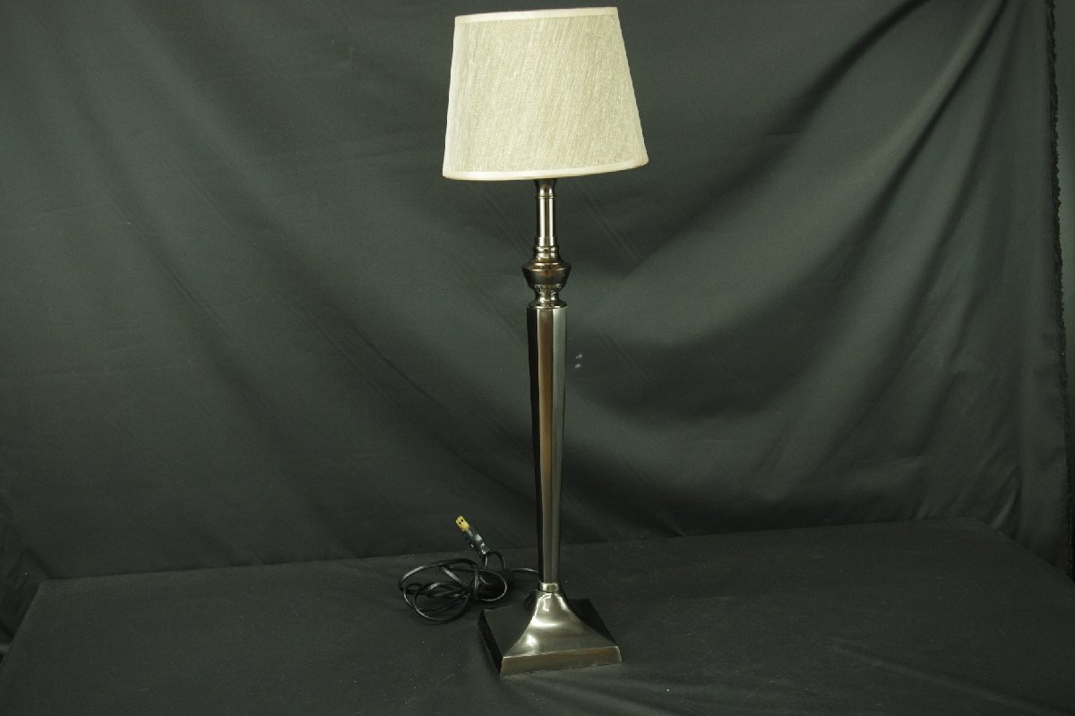 メゾンエクレアシオン メゾンドゥファミーユ テーブルランプ デスクライト 間接照明 卓上 E26 60W シェード オフホワイト ゴールド B