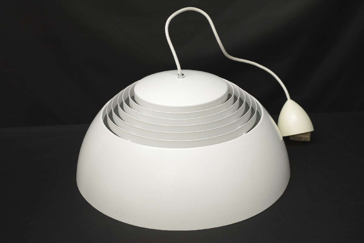 Louis Poulsen ルイスポールセン AJ Royal 500 ホワイト ペンダントランプ ペンダントライト 照明 北欧 デンマーク製 E26 リビング 店舗