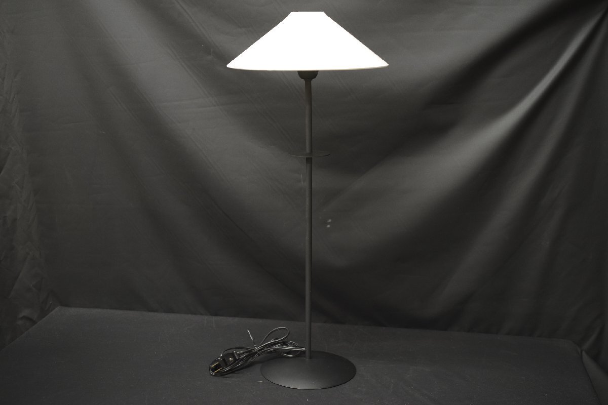 Cassina ixc. カッシーナイクスシー ZEN テーブルライト カトリーヌ・メミ スタンドライト 照明 40W 2013年製 シンプル リビング 書斎 寝室