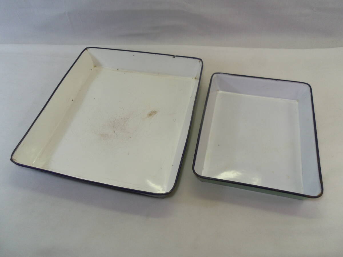 F48◇琺瑯 昭和レトロ バット ホーロー製 2枚◇月兎印 Fuji 他◇調理 容器◇◇小民具 当時物 アンティーク カントリー◇送料980円◇