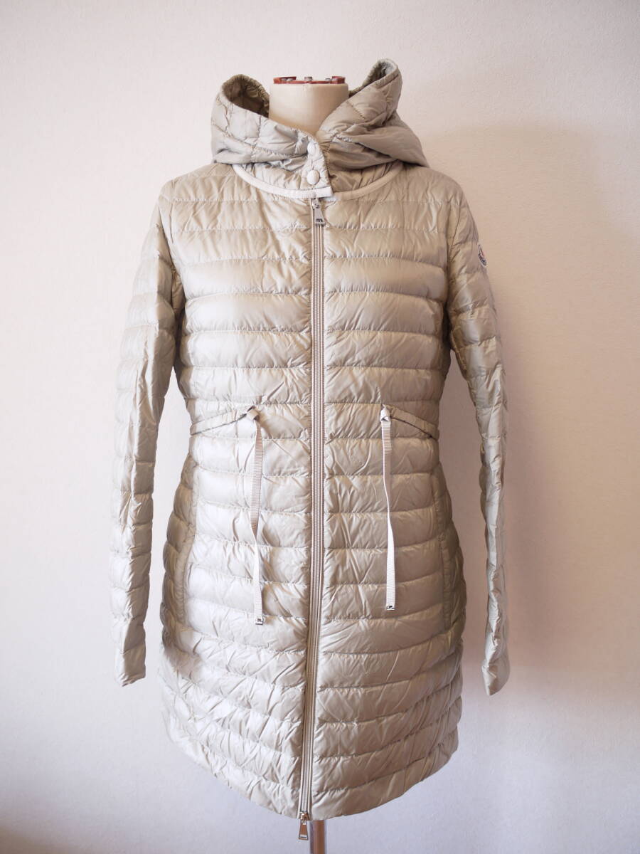 MONCLER LONGUE SAISON モンクレール BARBEL GIUBBOTTO ダウンコート ベージュ ２ 美品