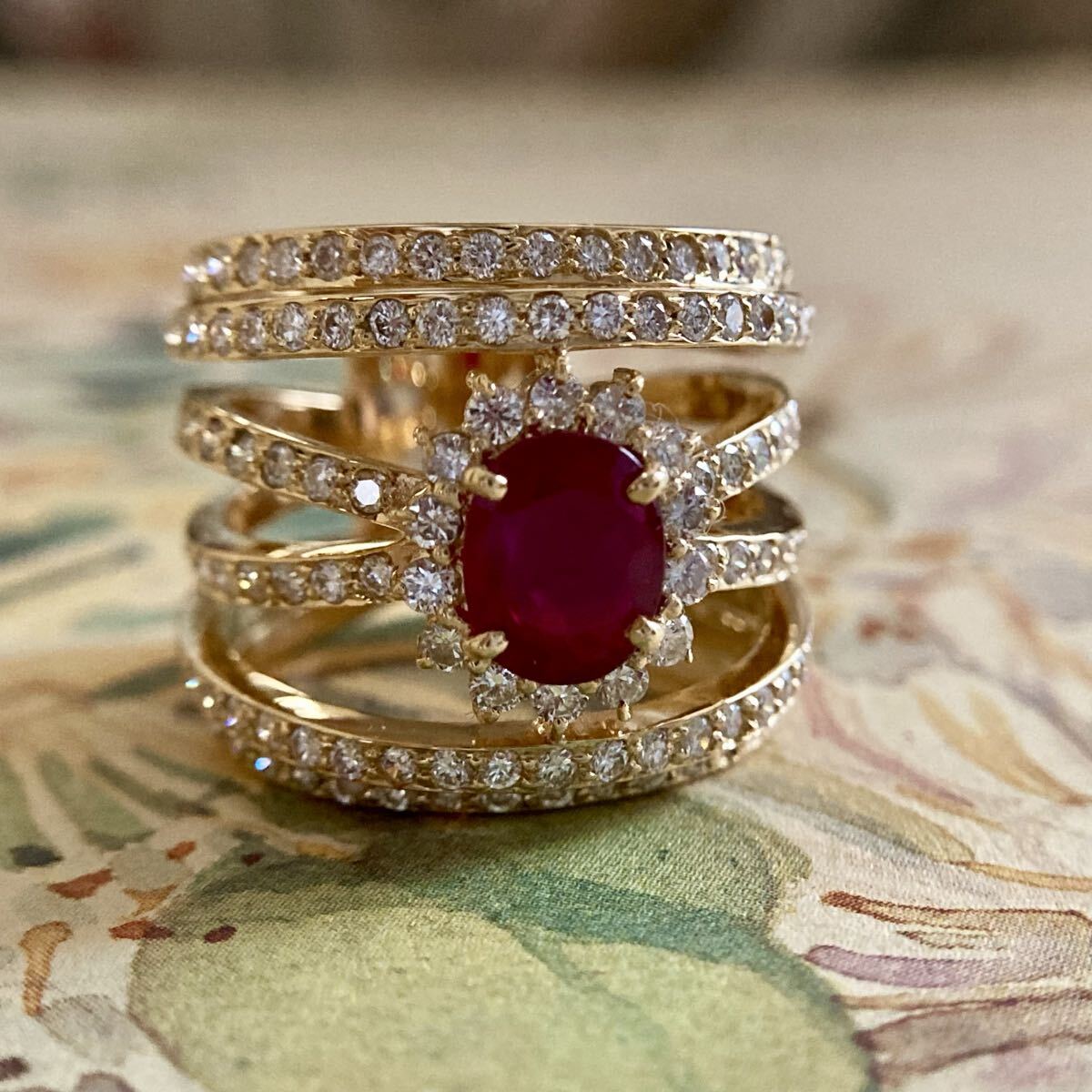 GIA 鑑別書付き　ビルマ産ピジョンブランドルビー1.78ct D1.2ct指輪　 リング