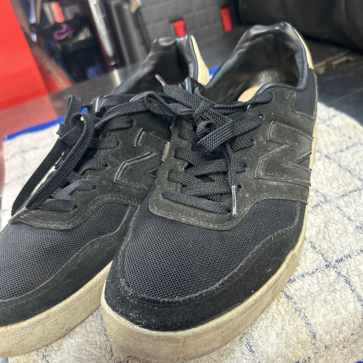 ニューバランス スニーカー 黒　28cm