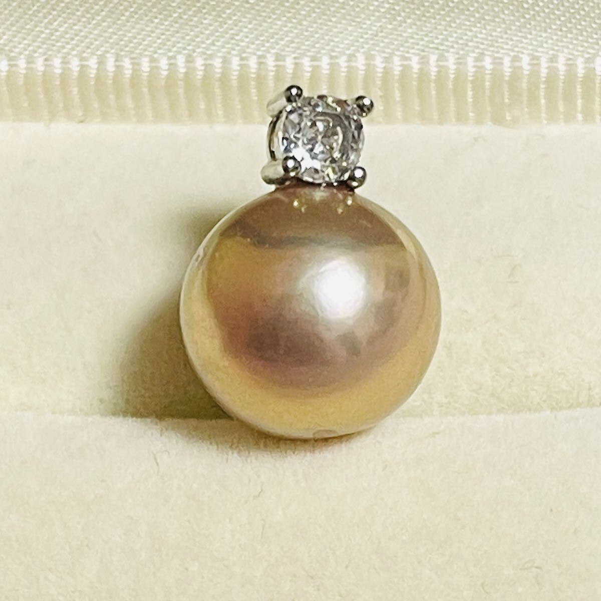 希少色 本真珠 ネックレス　パール ペンダントトップ 超大珠 13.6mm 光沢抜群 真珠 アクセサリー