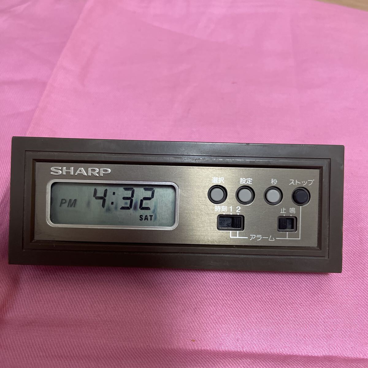 シャープ デジタル時計 CT-451 置時計 当時物 昭和レトロ SHARP 目覚まし時計 ビンテージ コレクション【動作確認済】