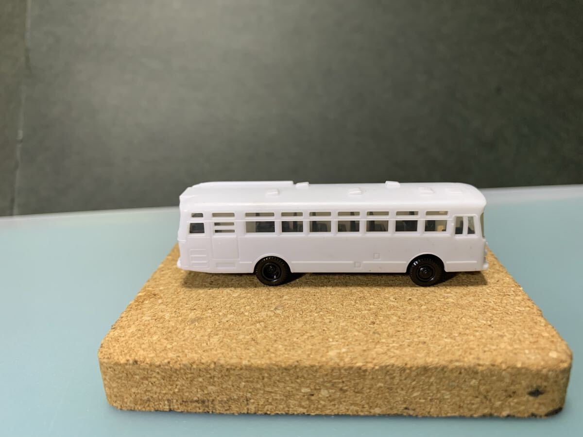 トミーテック バスコレクション 第2弾専用ケース付属品 日産ディーゼル 4R 無塗装車両 バスコレ