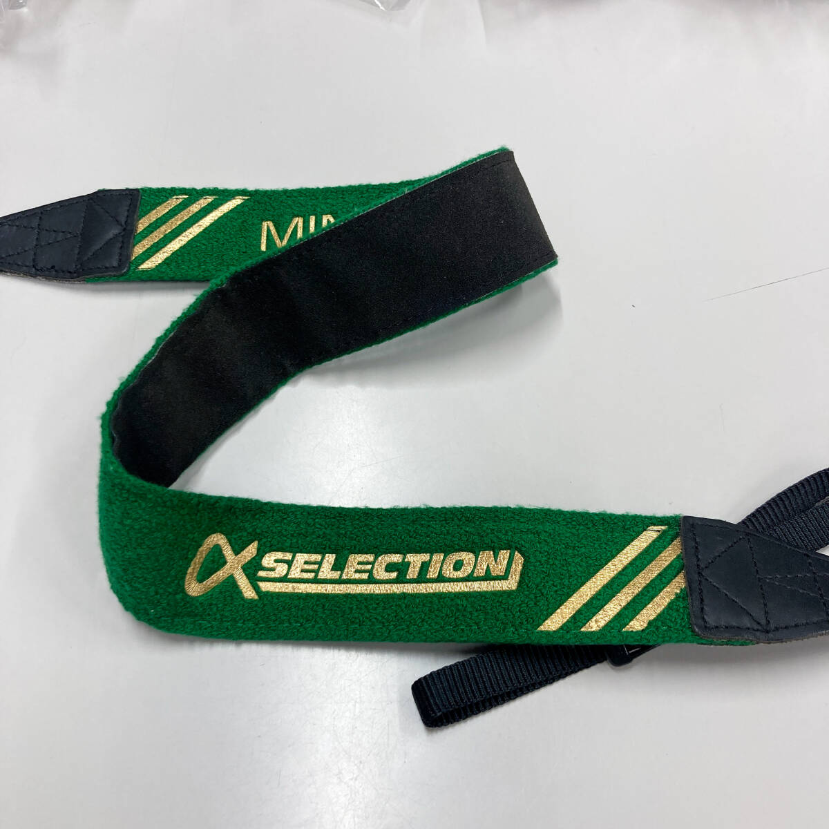 ★ MINOLTA カメラストラップ 中古品 F853