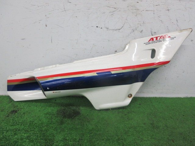 A7K02 NS250R シートカウル 右 MC11 O