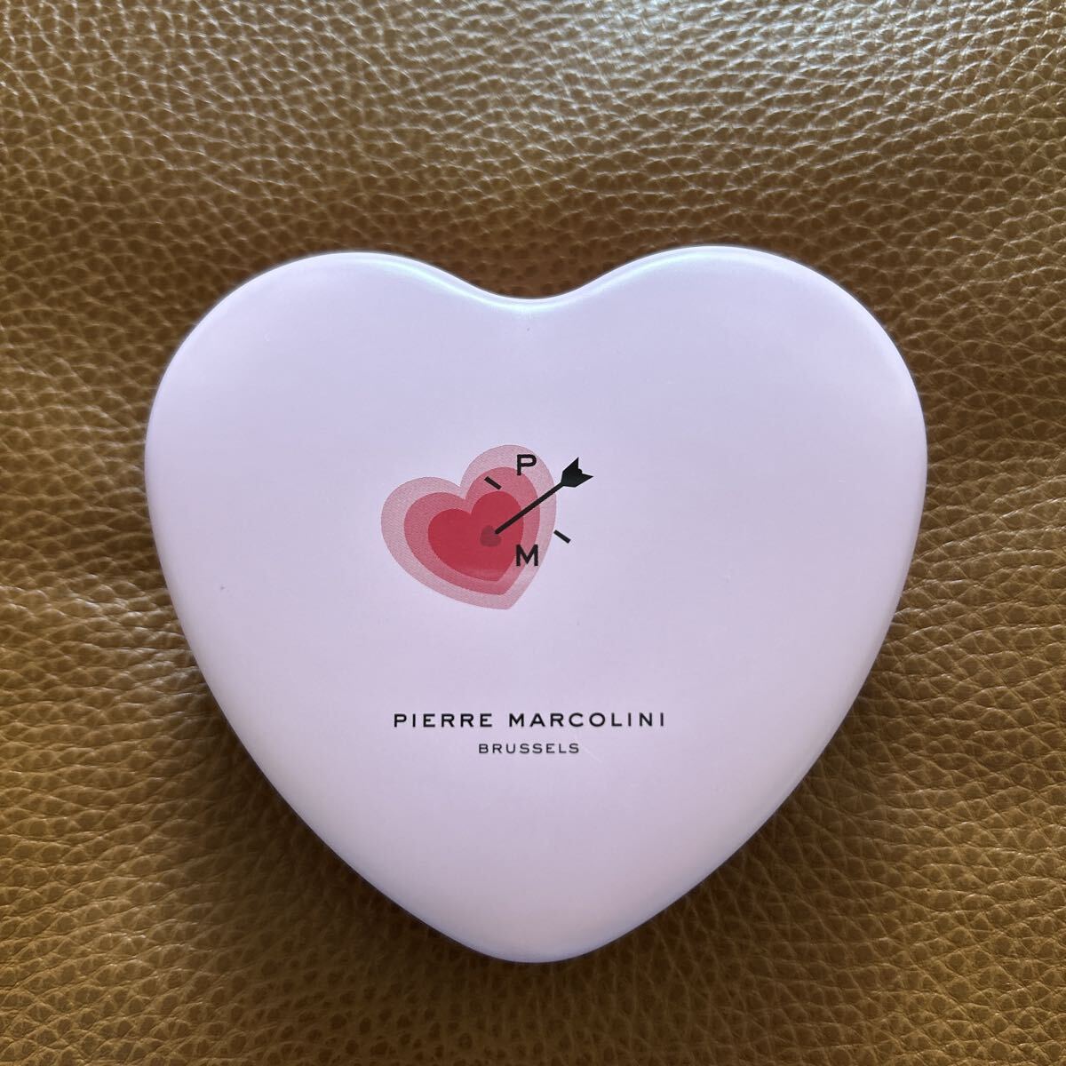 ピエールマルコリーニ PIERRE MARCOLINI 缶 ハート ハート缶 ハート型 ピンク 値下げ