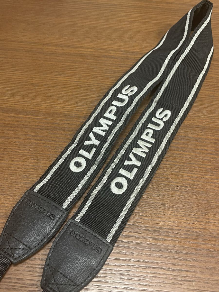OLYMPUS オリンパス ストラップ 刺繍文字 ブラック 黒 シルバー文字 純正 劣化有り