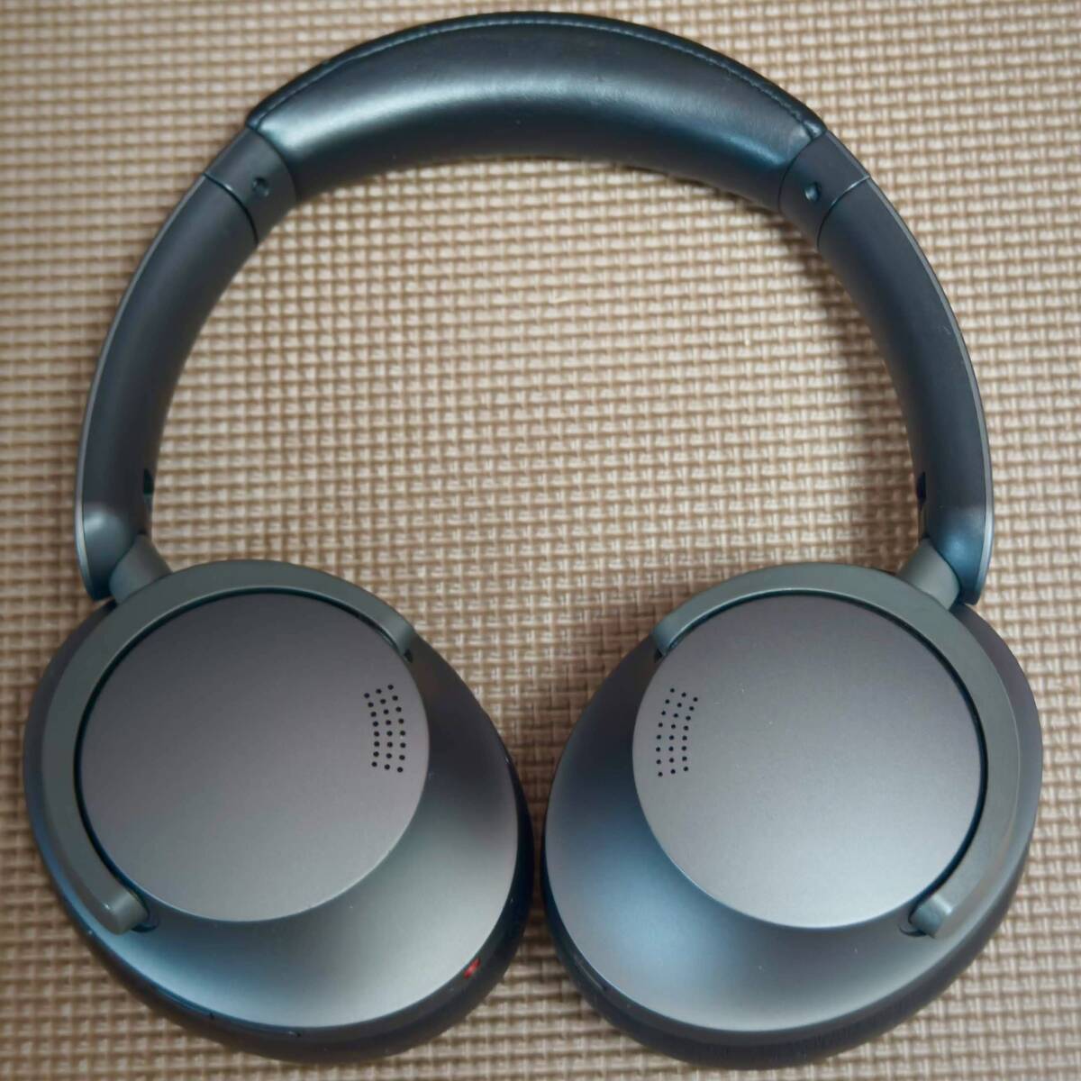 ◆美品◆1MORE ワイヤレスヘッドホン SonoFlow HC905◆LDAC,Hi-Res対応◆ANC,外音取り込み機能◆70時間再生◆送料無料◆