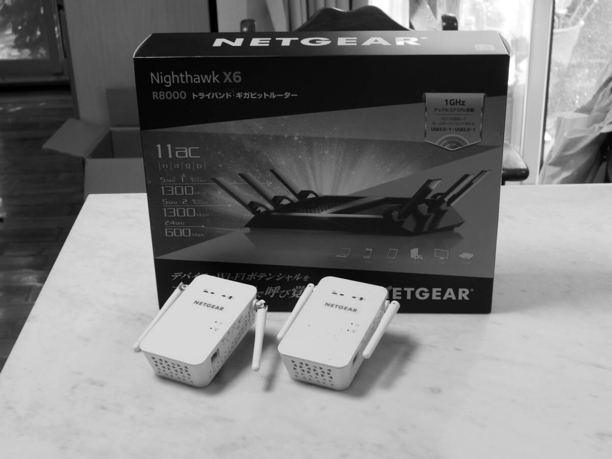 【買い得】NETGEAR Nighthawk X6S Smart Wi-Fi Router (R8000P) 　おまけに子機2個！