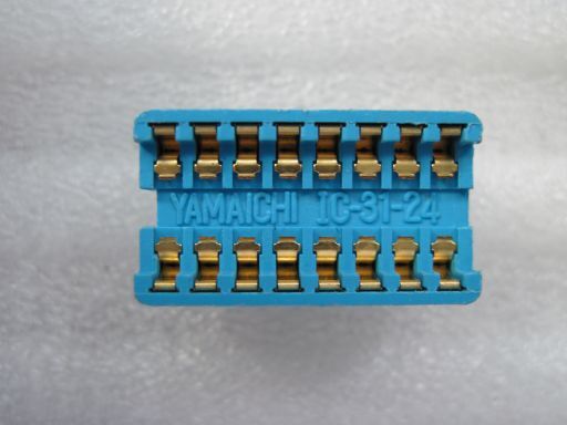 SB03　山一　YAMAICHI　16ピンICソケット　IC-31-24　未使用品ですが長期保存品　ピン曲がり、埃、傷、変色等有　ジャンク品　2個セット